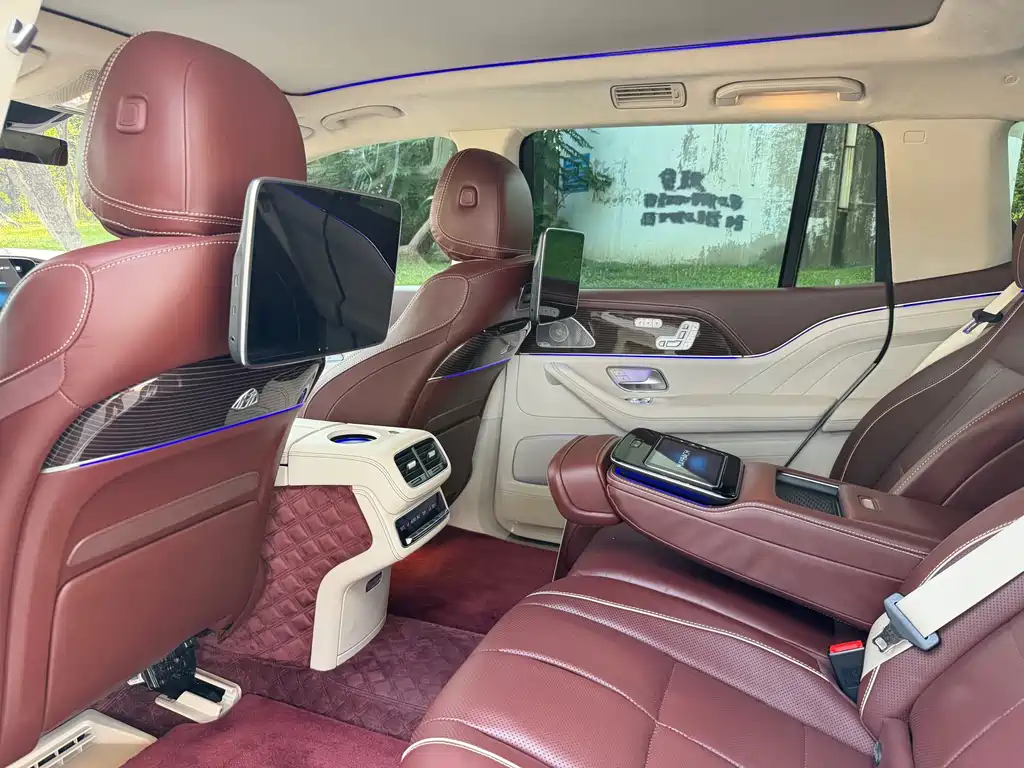 Mercedes-Benz GLS — миниатюра 7