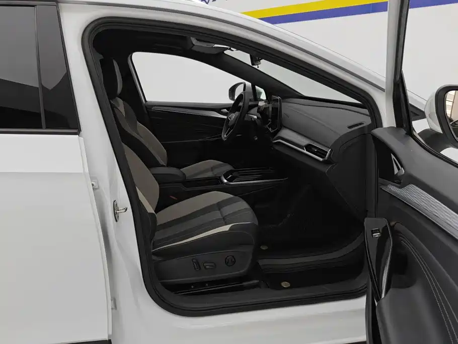 Volkswagen ID.4 Crozz — миниатюра 8