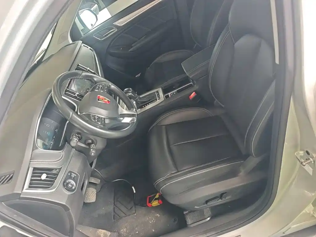 Roewe RX5 New Energy — миниатюра 15