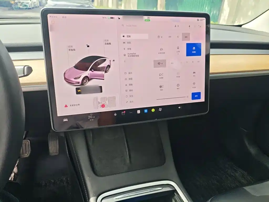 Tesla Model 3 — миниатюра 4
