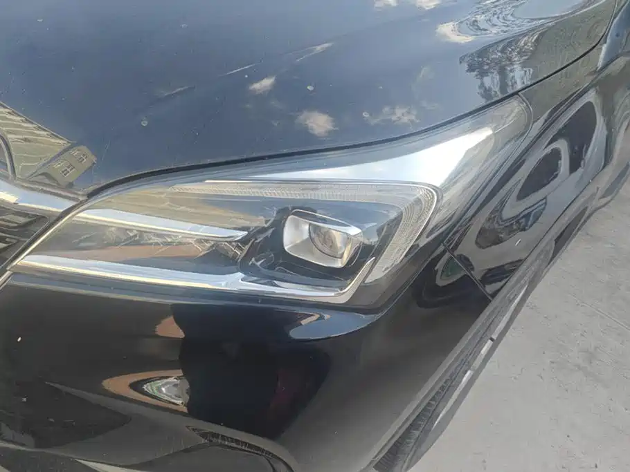 Buick Envision Plus — миниатюра 5