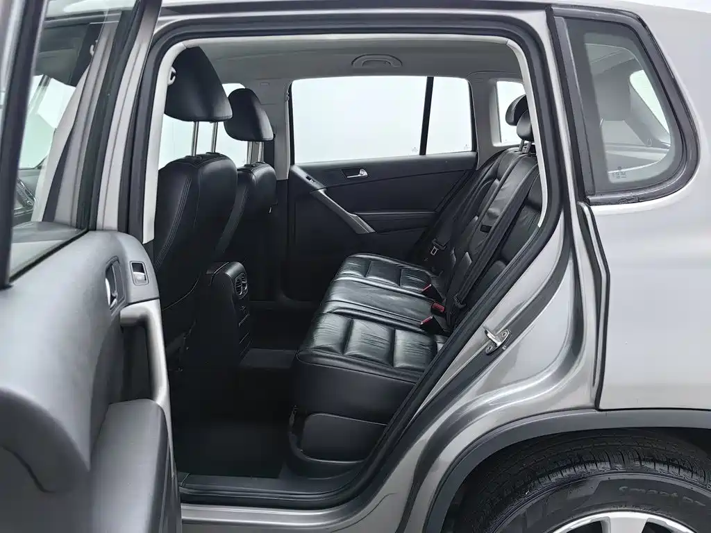 Volkswagen Tiguan — миниатюра 15