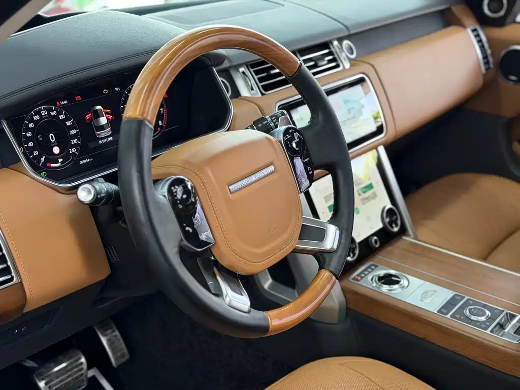 Land Rover Range Rover — миниатюра 5