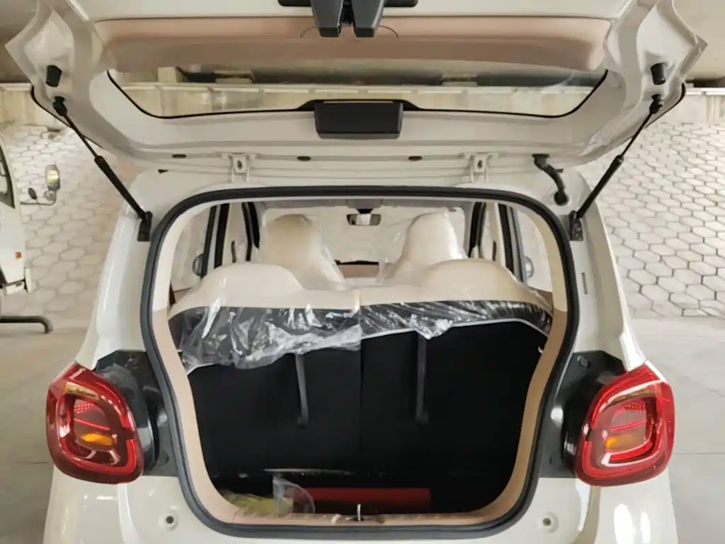 Wuling MINIEV — миниатюра 19