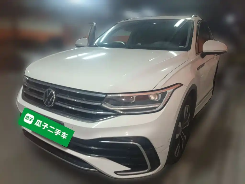 Volkswagen Tiguan L — миниатюра 2