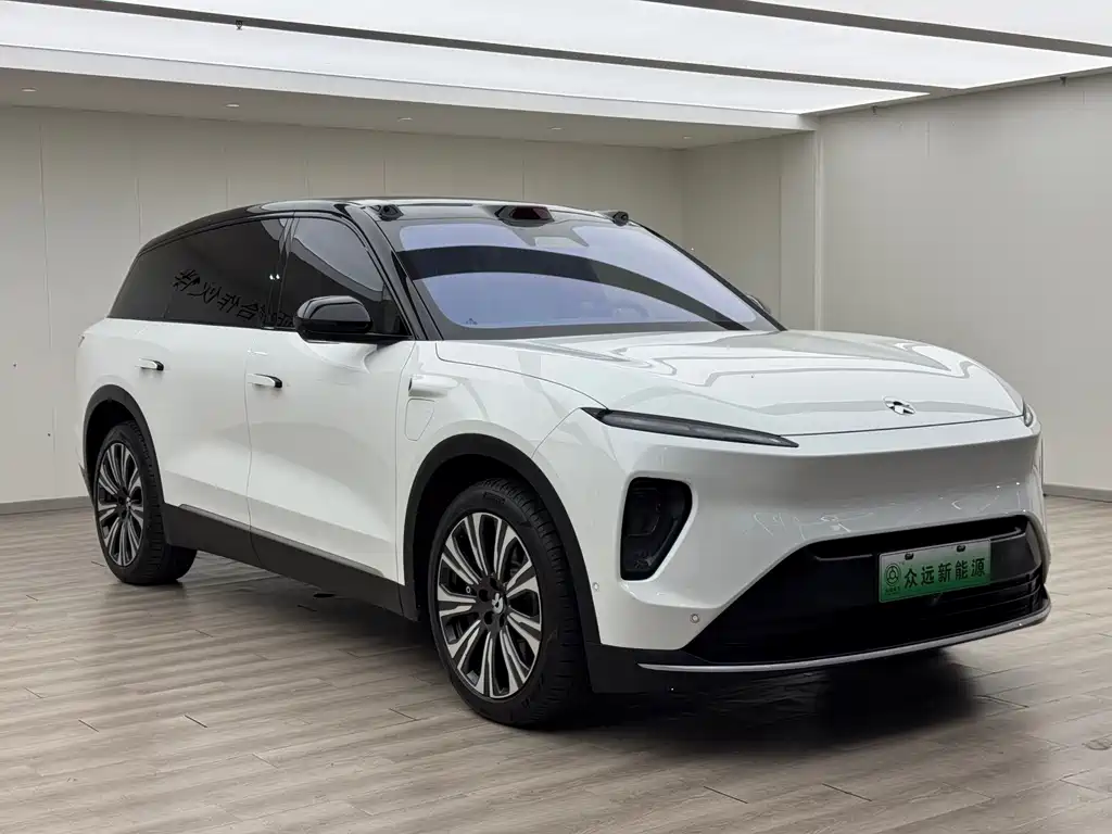 NIO ES8 2024 75kWh