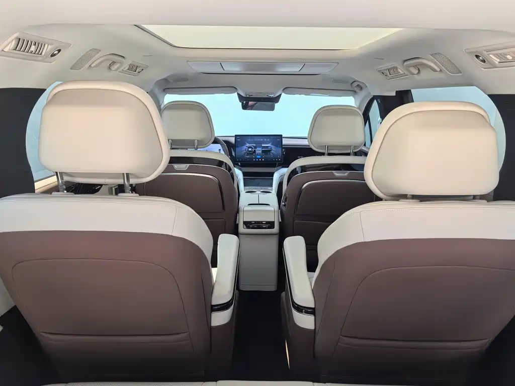 BYD Xia — миниатюра 12
