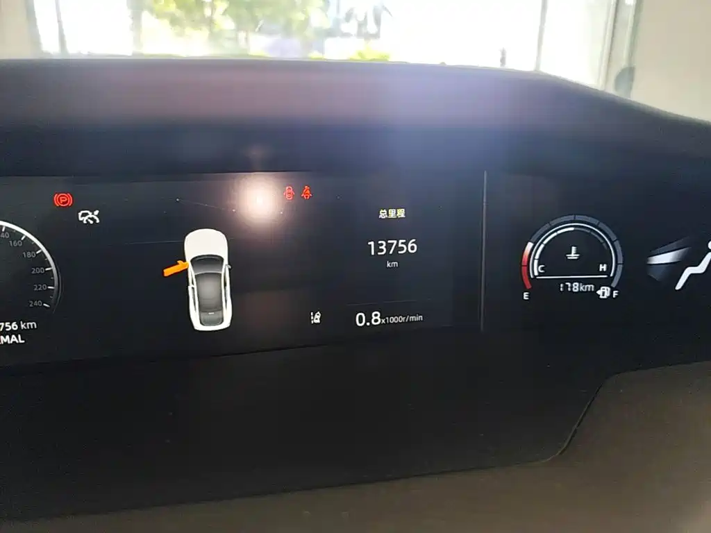 Changan UNI-V — миниатюра 12
