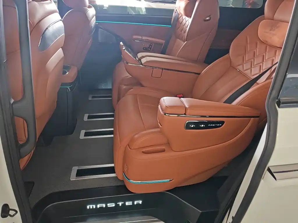 GAC Motor Trumpchi Xiangwang M8 — миниатюра 17