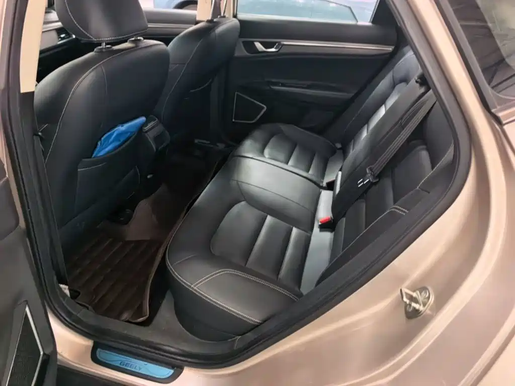 Geely Emgrand GS — миниатюра 17