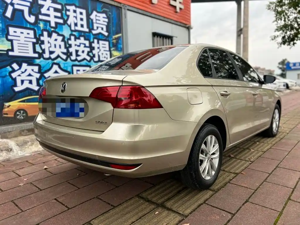 Volkswagen Bora — миниатюра 9