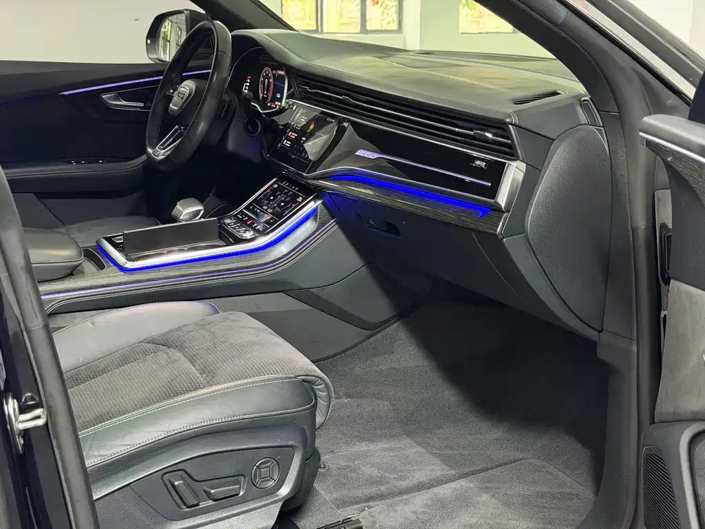 Audi Q8 — миниатюра 8