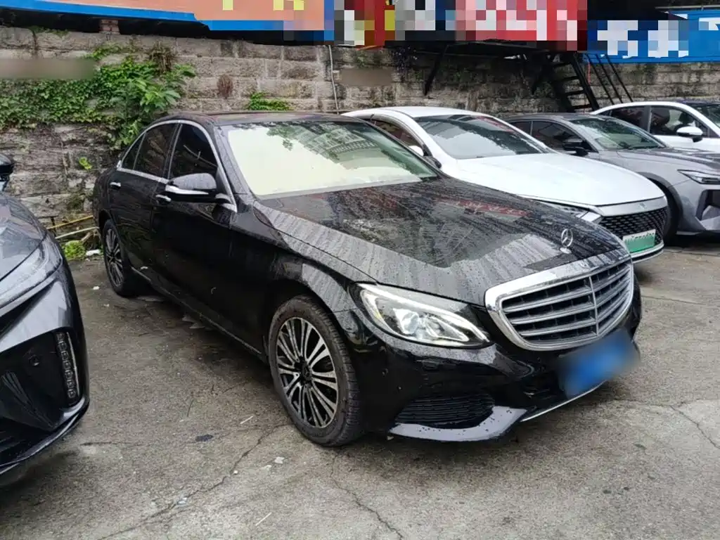 Mercedes-Benz C-Class — миниатюра 4
