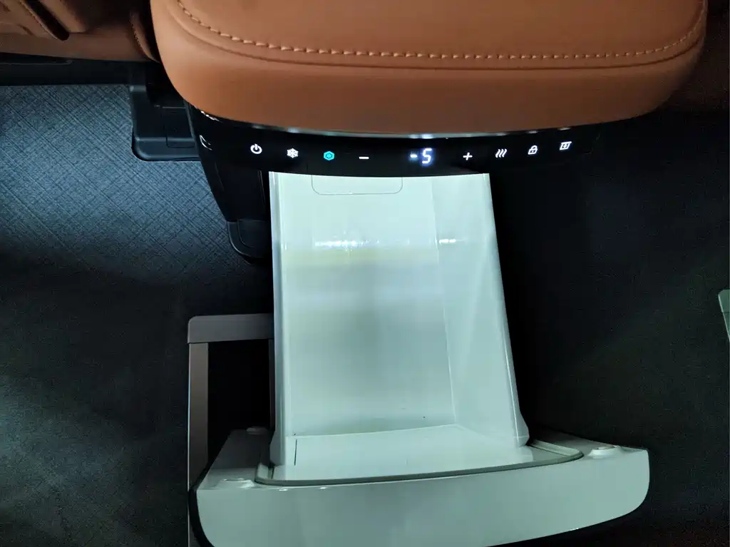 GAC Motor Trumpchi Xiangwang M8 — миниатюра 10
