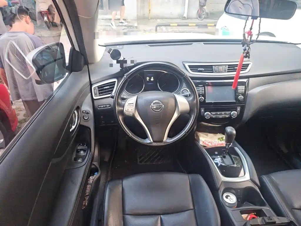 Nissan X-Trail — миниатюра 7