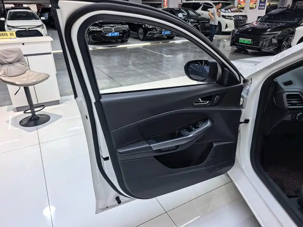 Ford Escort — миниатюра 7