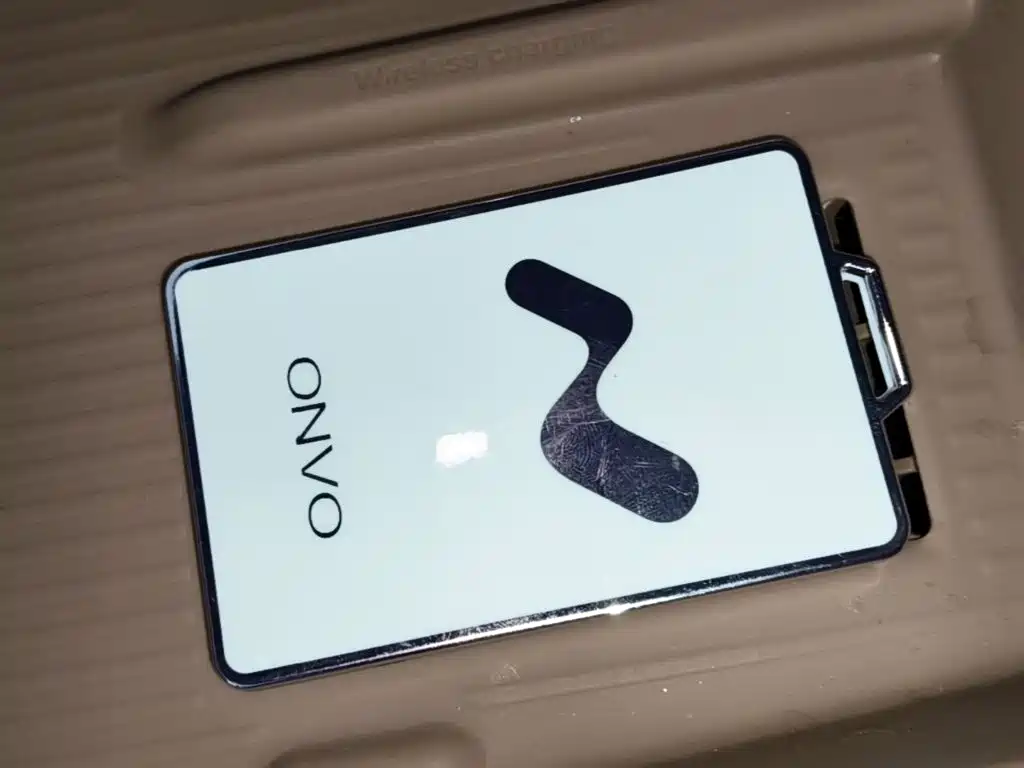 Onvo L90 2025 Max мест