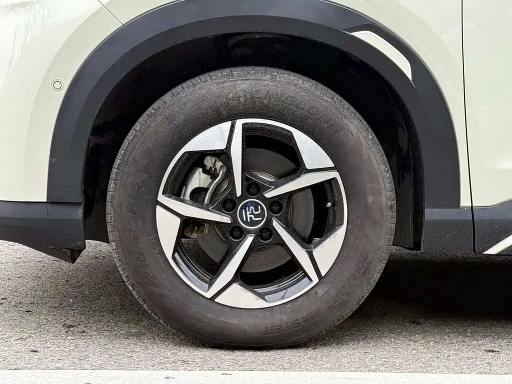 BYD Yuan UP — миниатюра 6