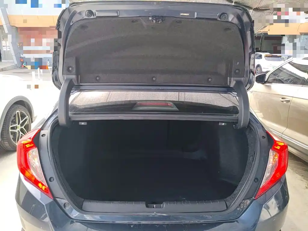 Honda Civic — миниатюра 19