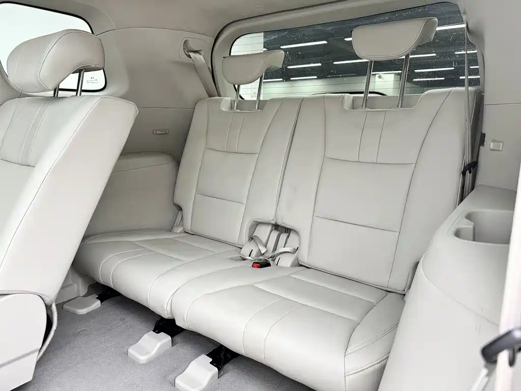 GAC GS8 2017 320T Luxury Smart Connect （ мест）