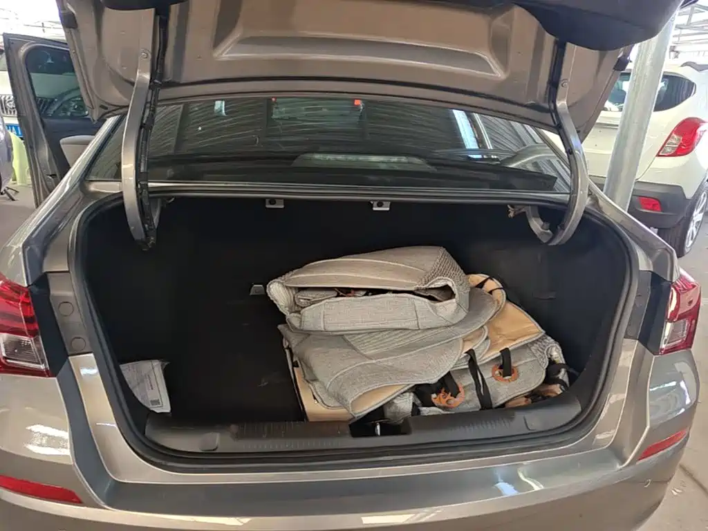 Buick Excelle — миниатюра 15