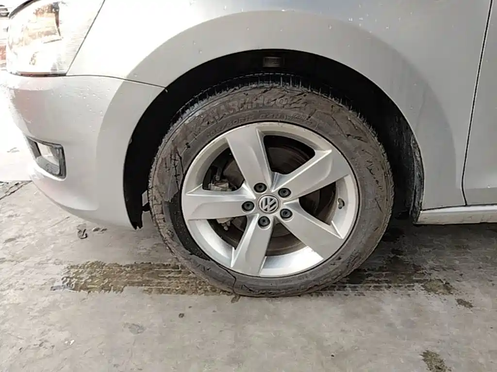 Volkswagen Santana — миниатюра 23