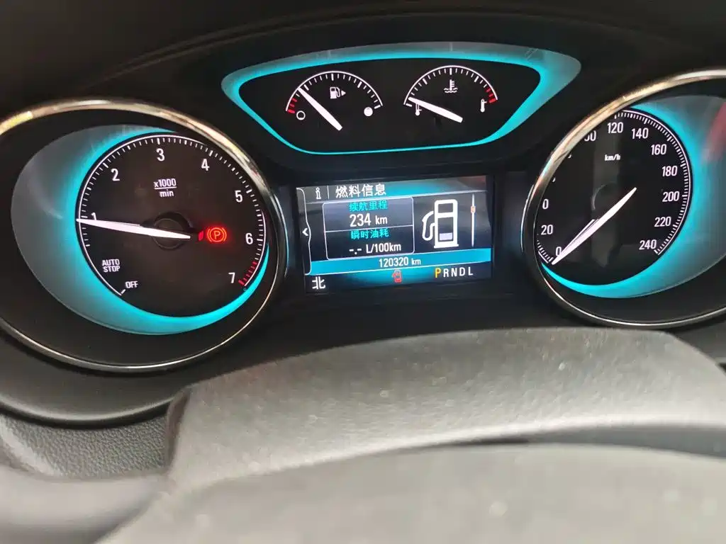 Buick Envision Plus — миниатюра 9