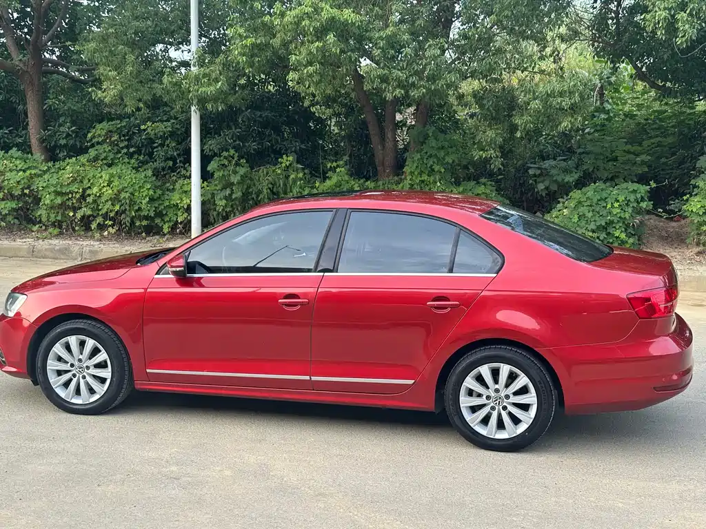 Volkswagen Sagitar — миниатюра 3