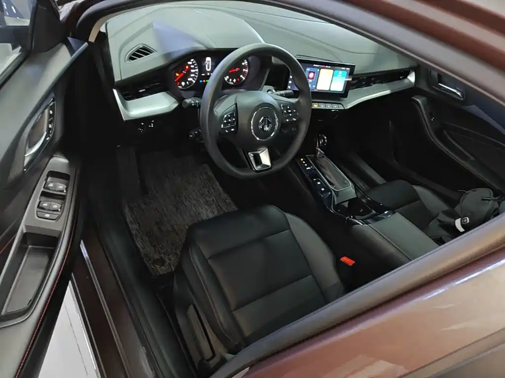 MG MG5 — миниатюра 16