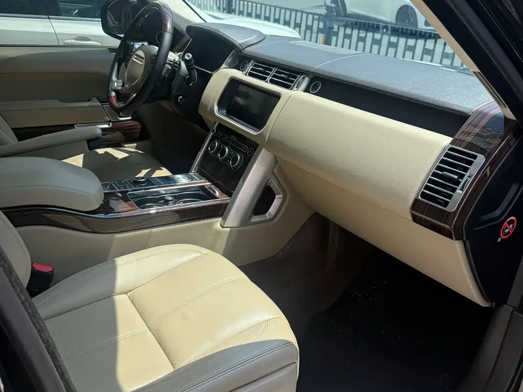 Land Rover Range Rover 2017 3.0 SC V6 Vogue
