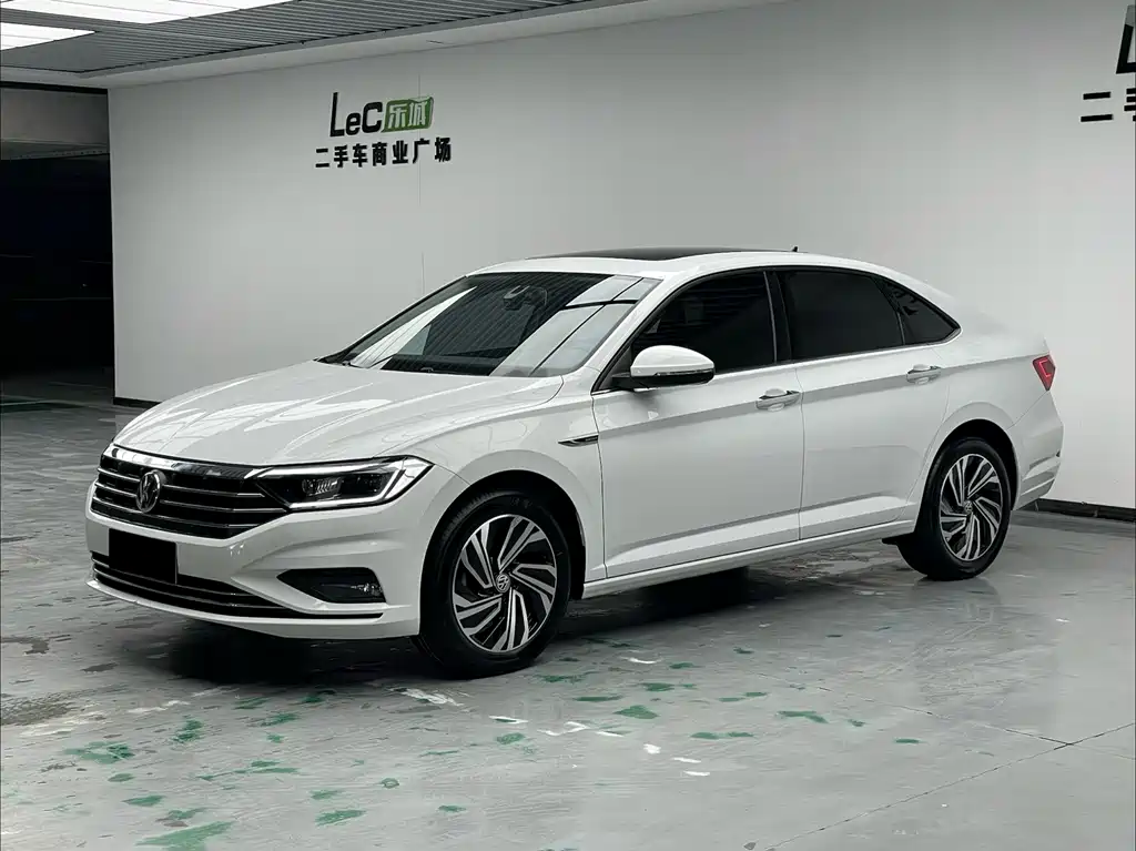 Volkswagen Sagitar 2022