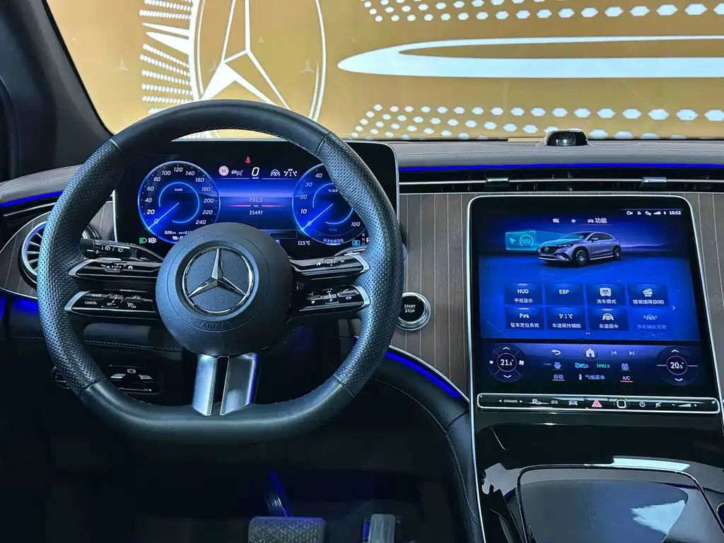 MERCEDES-BENZ EQE SUV