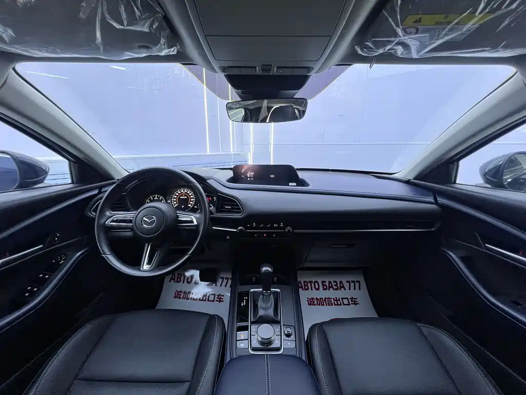 Mazda CX-30 — миниатюра 13