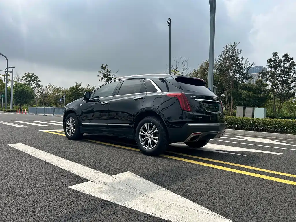 Cadillac XT5 — миниатюра 3