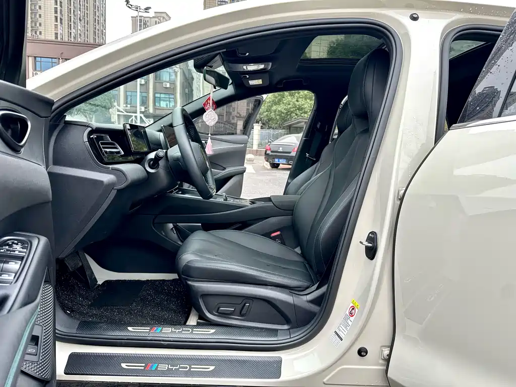 BYD SEAL 06 NEW ENERGY