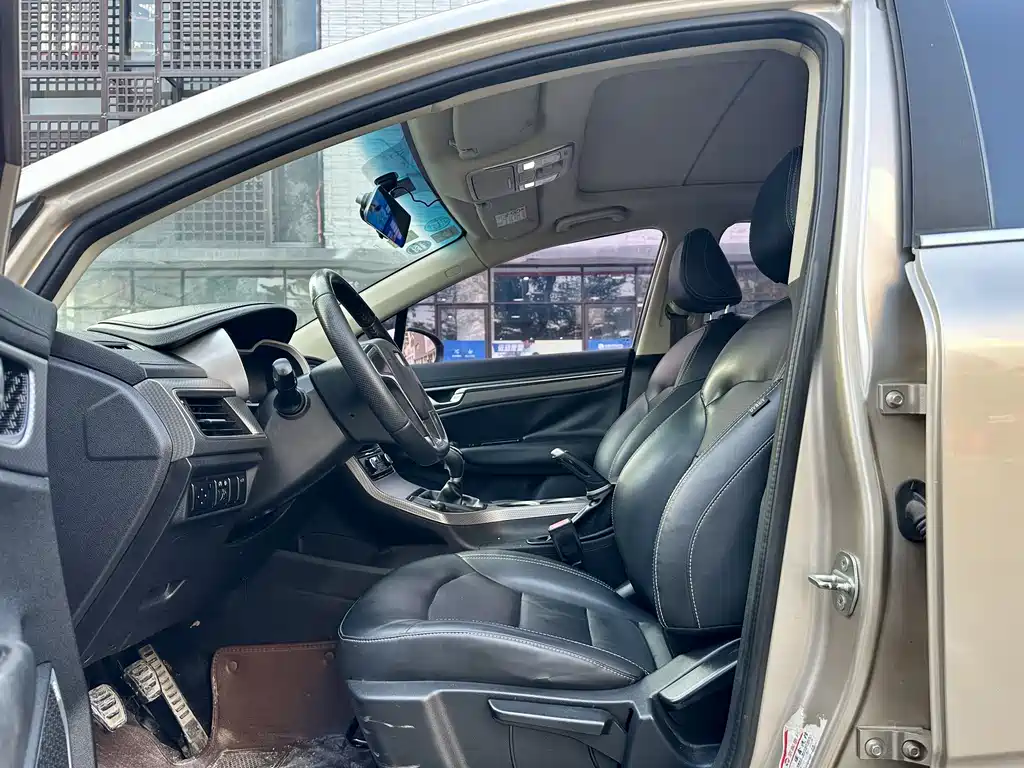 GEELY AUTOMOBILE EMGRAND GS