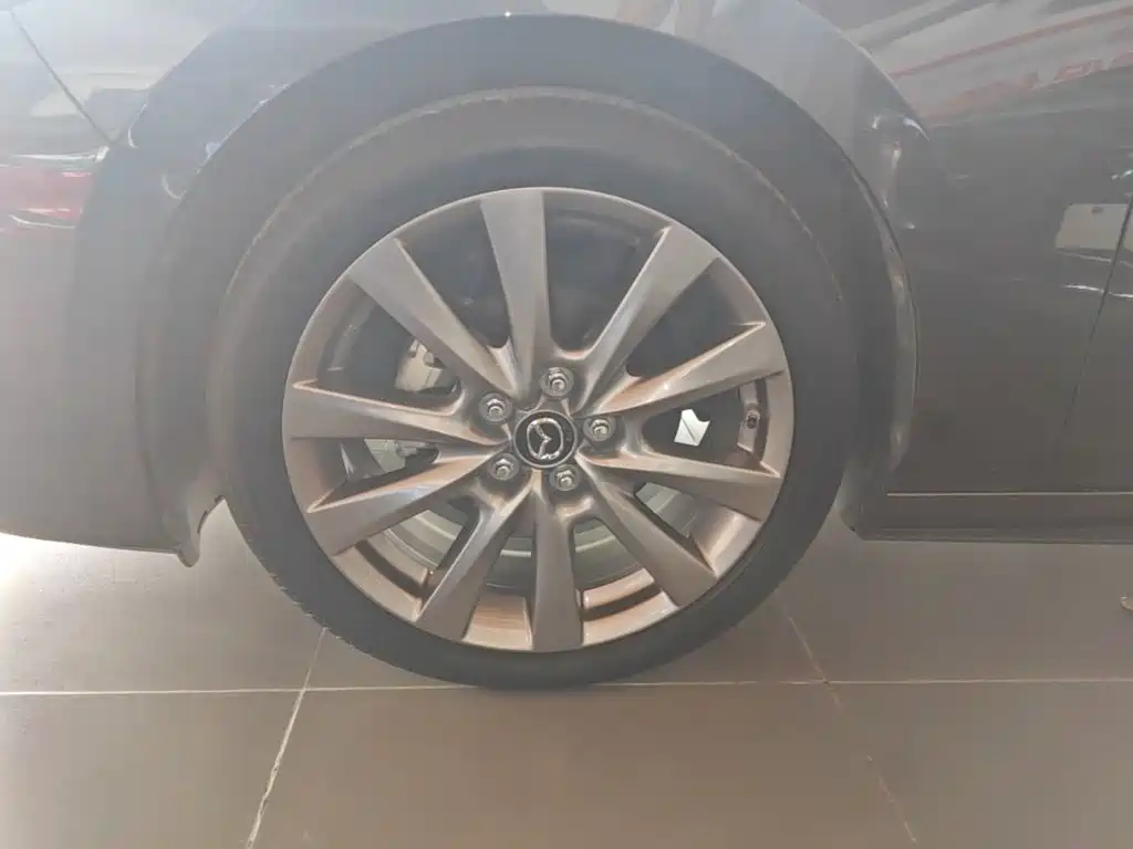 Mazda 3 Axela — миниатюра 23