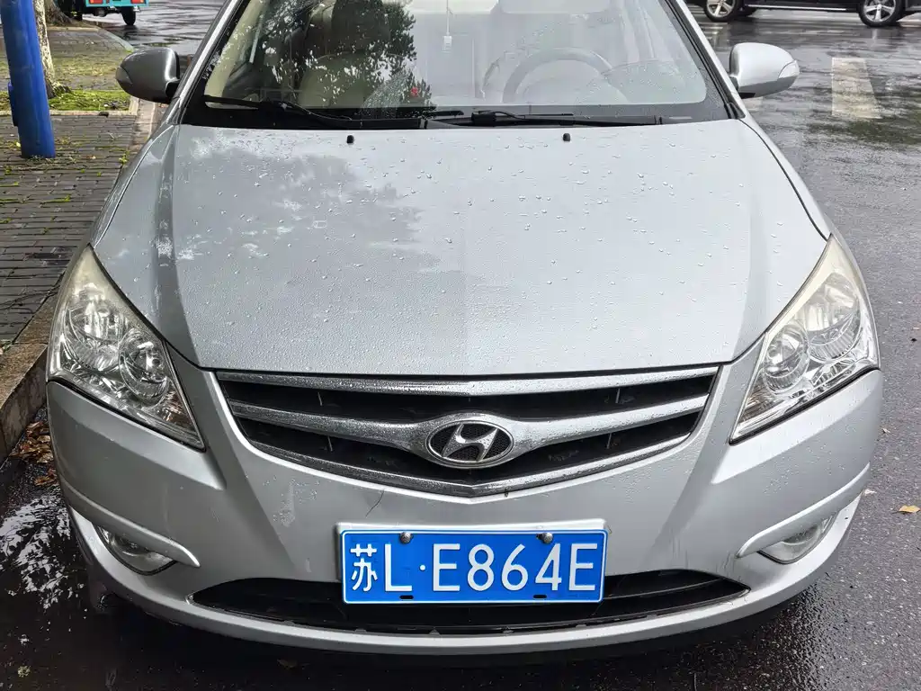 Hyundai Elantra — миниатюра 2