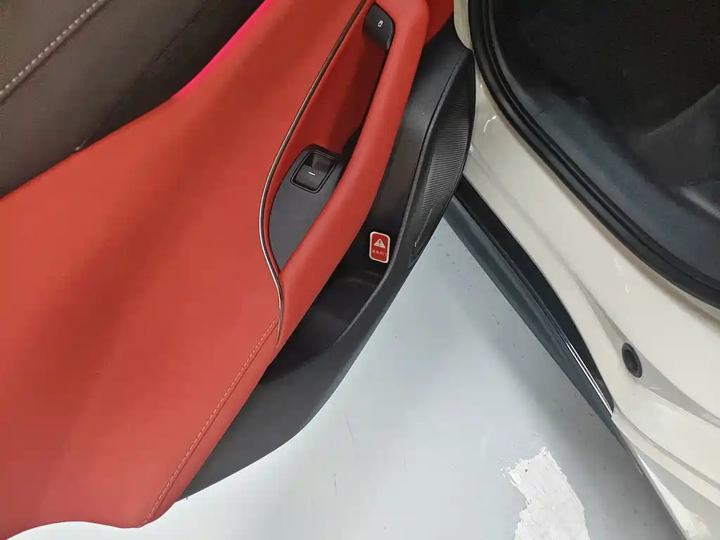 Xiaomi SU7 — миниатюра 10