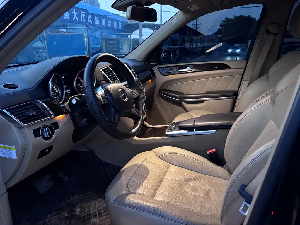 Mercedes-Benz GL-Class — миниатюра 4