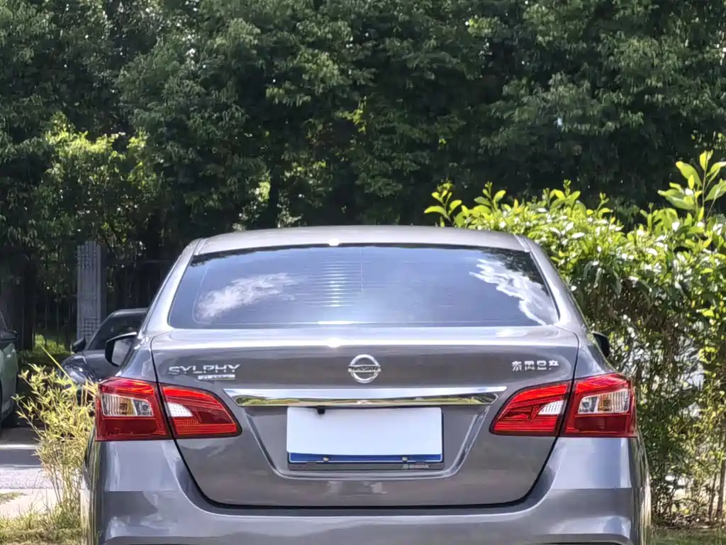 Nissan Sylphy — миниатюра 8
