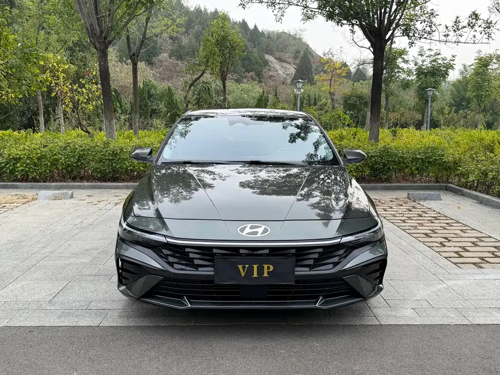 Hyundai Elantra — миниатюра 2