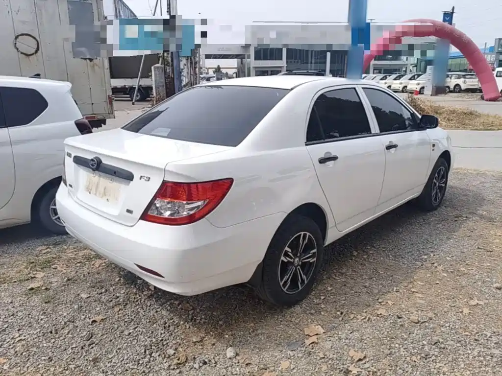 BYD F3 — миниатюра 7