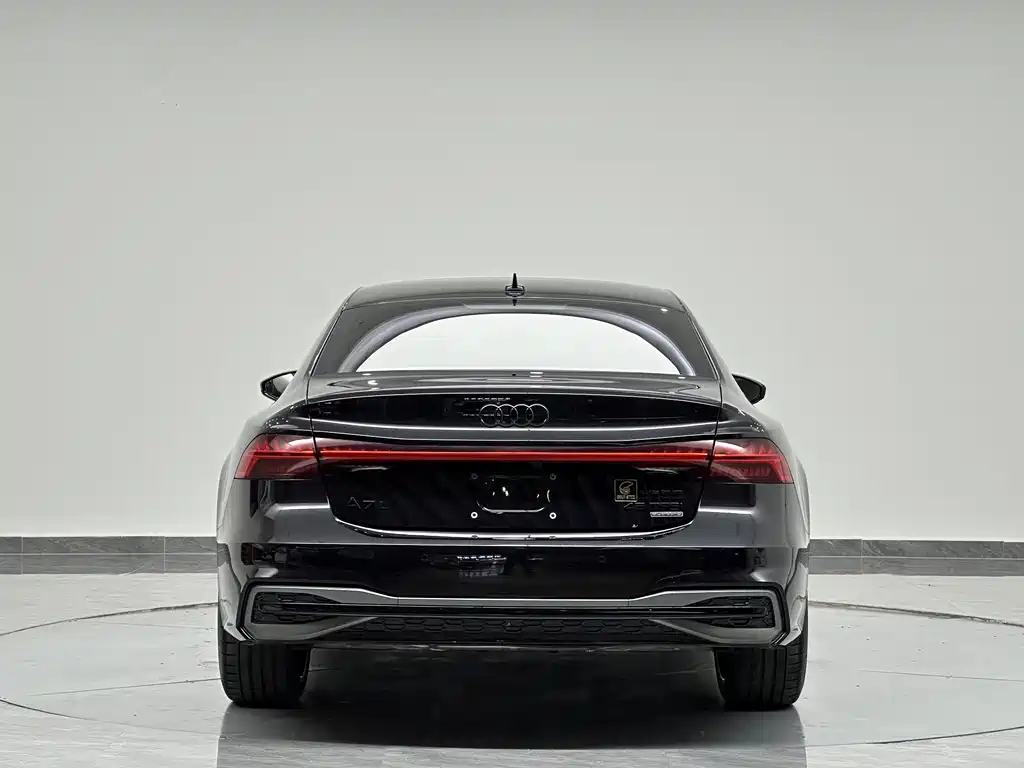 Audi A7L 2024 45 TFSI quattro