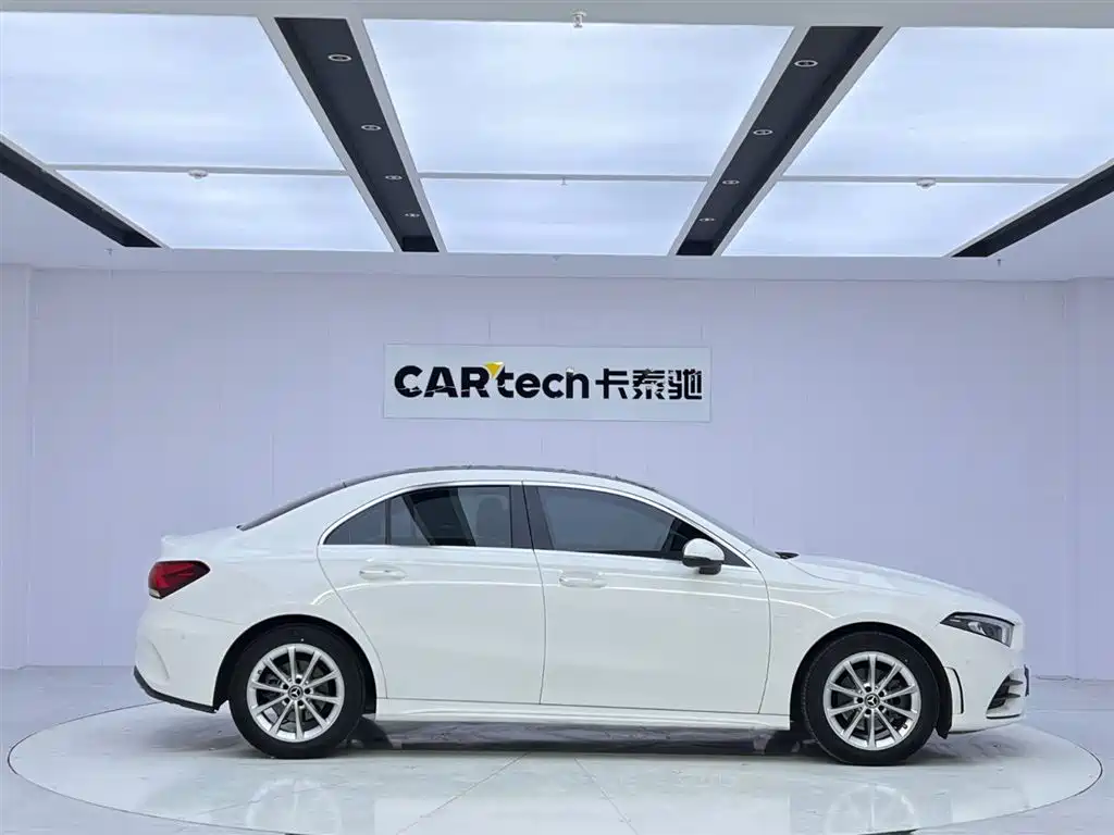 Mercedes-Benz A-Class A 2022 A 200 L Sport