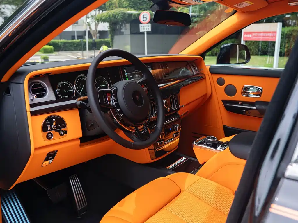Rolls-Royce Phantom — миниатюра 13
