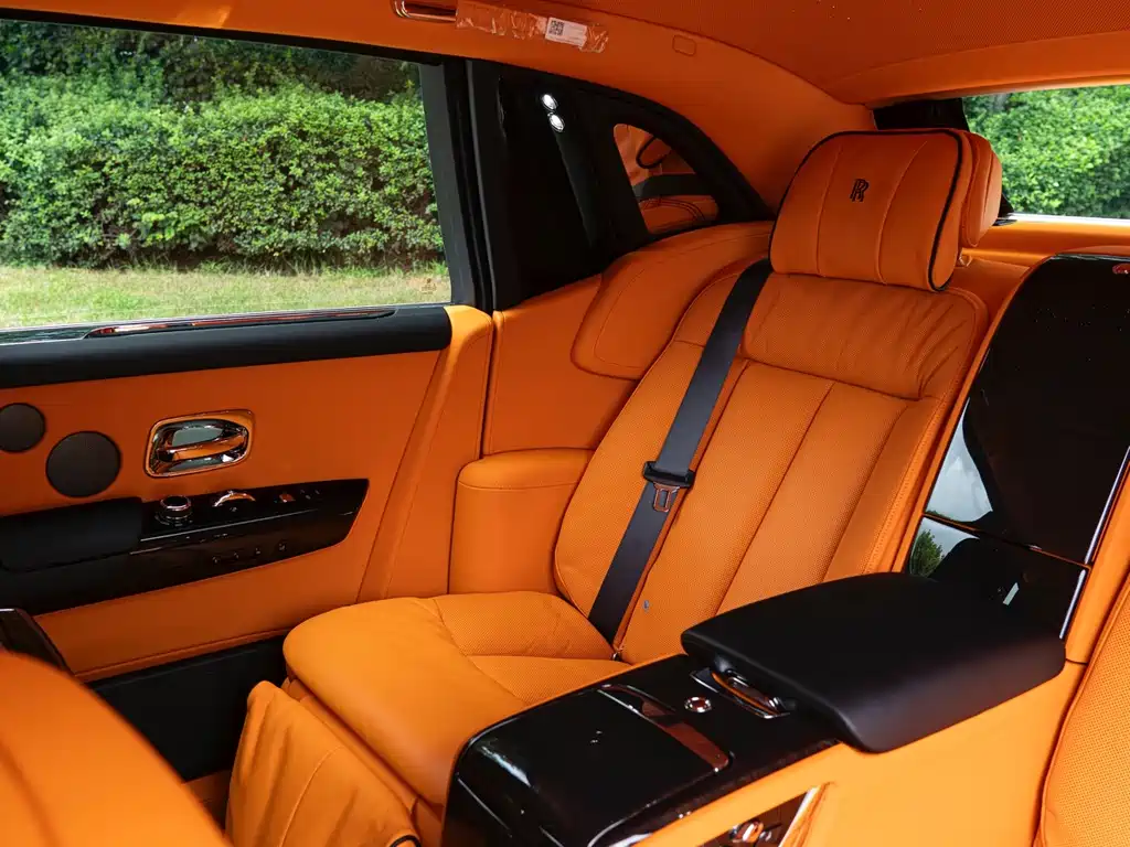 Rolls-Royce Phantom — миниатюра 27