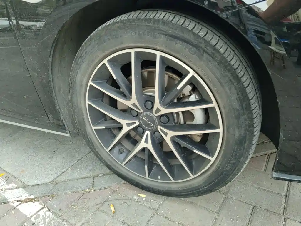 BYD Seal — миниатюра 8