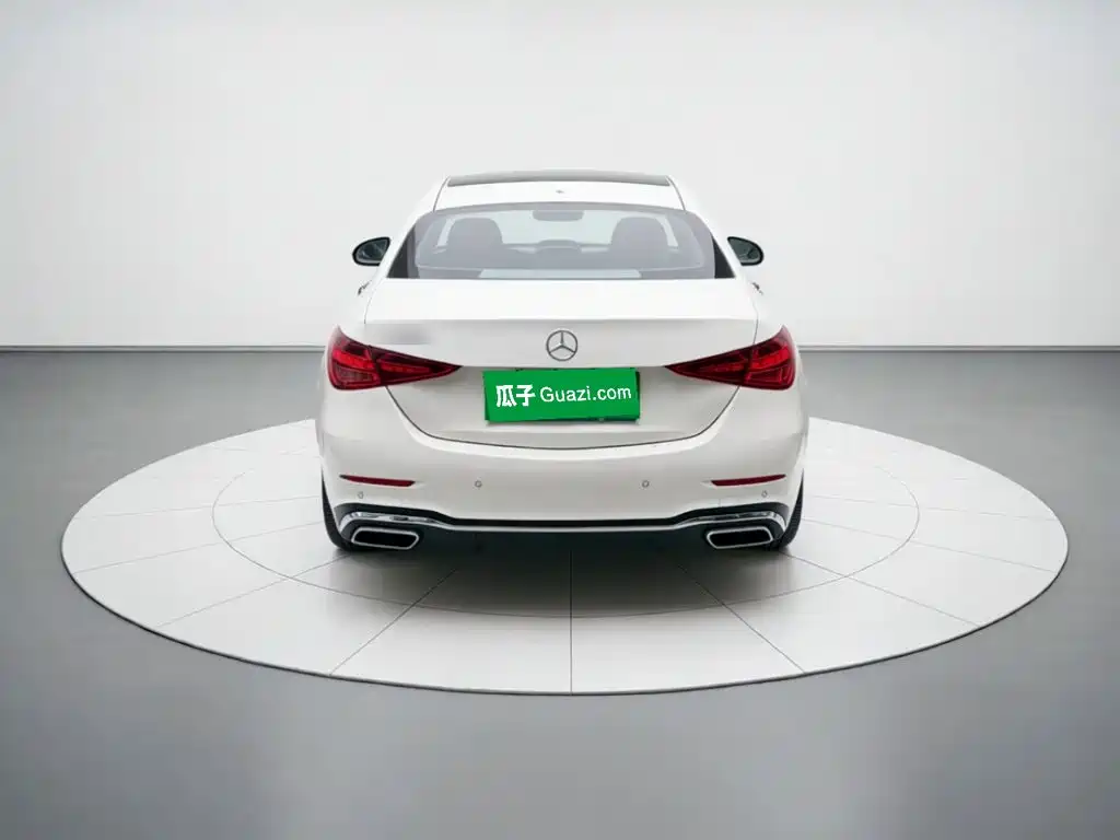 Mercedes-Benz C-Class — миниатюра 3