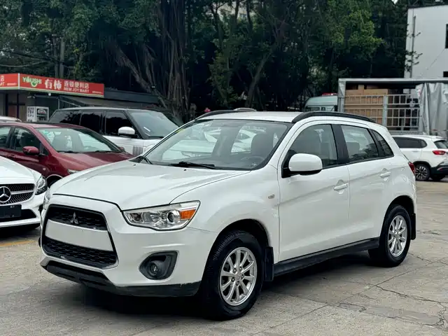 Mitsubishi ASX